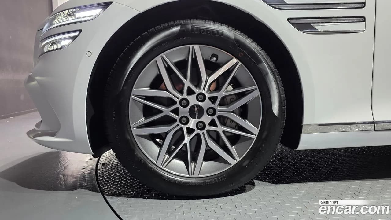 Genesis G80 2.5T AWD